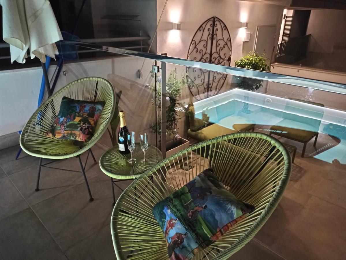 Luxury Penthouse With Private Pool Setas Monument Apartamento Sevilha Exterior foto
