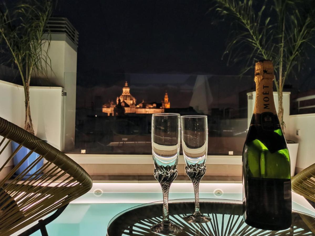 Luxury Penthouse With Private Pool Setas Monument Apartamento Sevilha Exterior foto